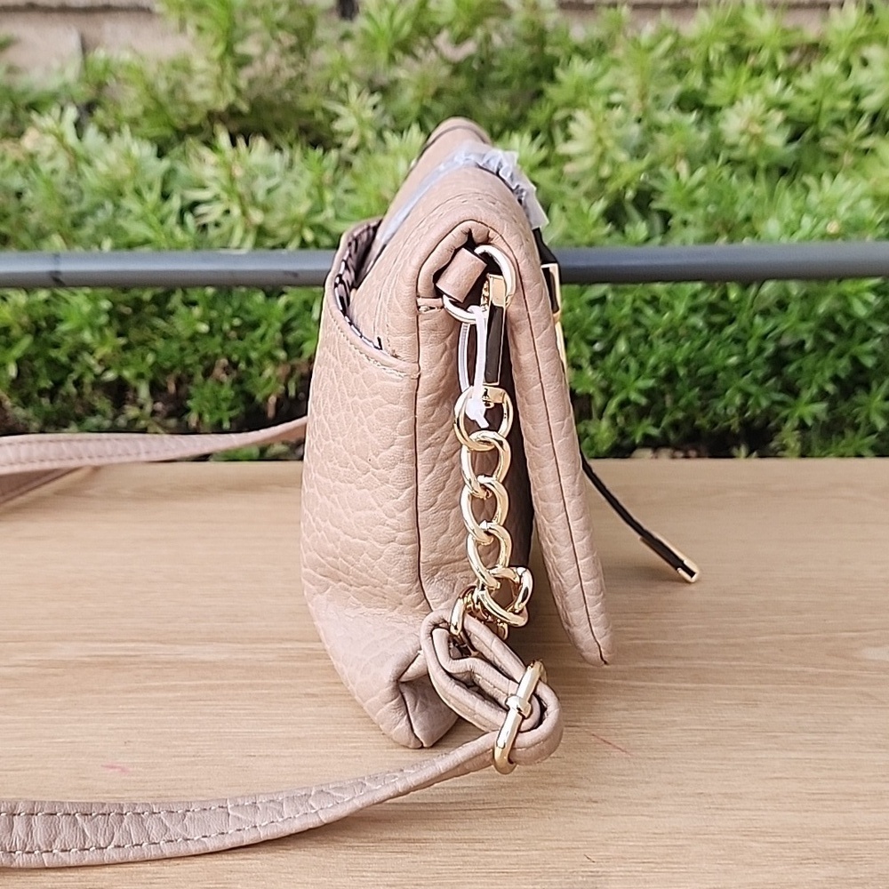 Jessica Simpson’s Natural Kandi Foldover Crossbody Clutch NWT - Picture 4 of 14